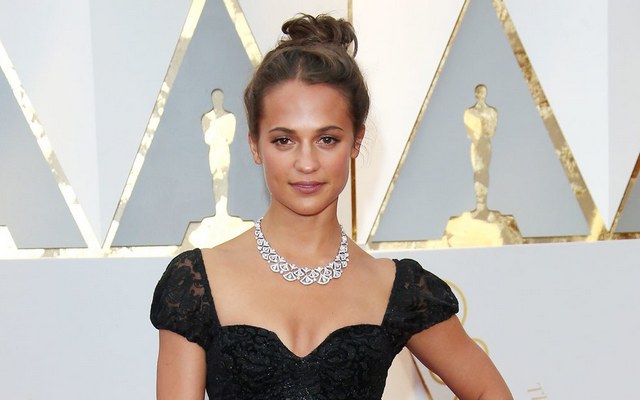 alicia-vikander