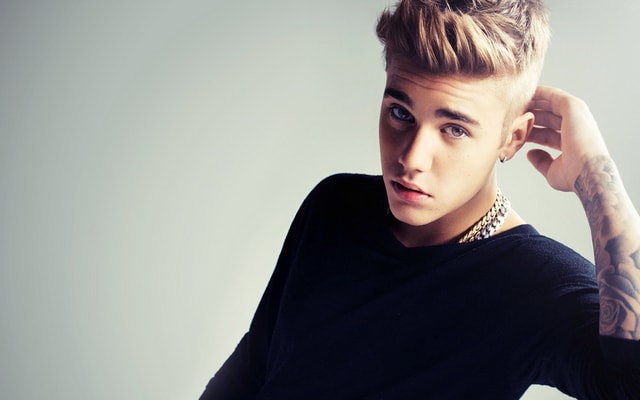 justin-bieber-gets-wax-statue-delhi