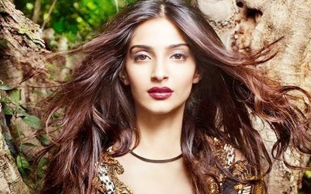 sonam-kapoor-suffering-bronchitis