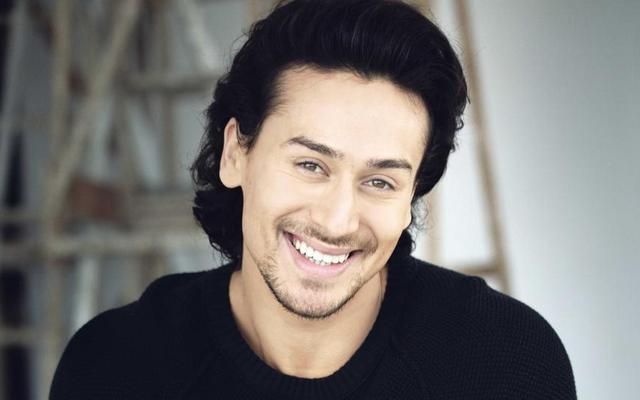 dont-copy-action-heroes-tiger-shroff-urges-fans
