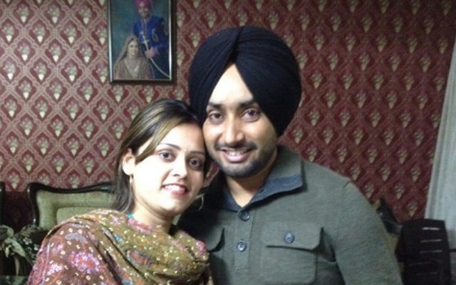 Even After 7 Years Of Their Wedlock, Sartaaj And Gauri Seem To Be Very Much In Love! 